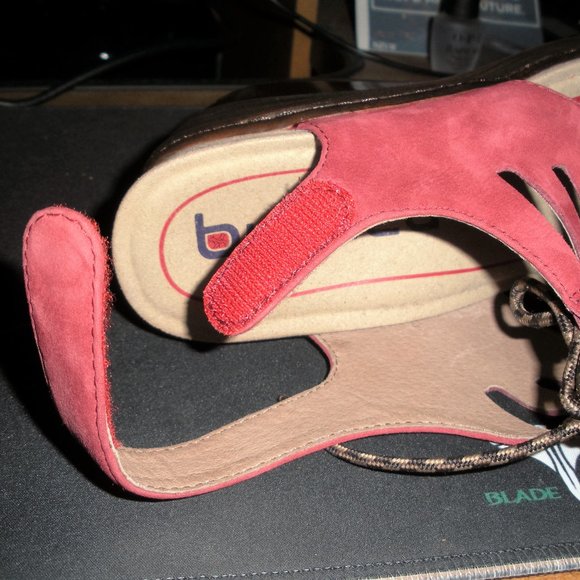 Bionicq suede leather sandals Velcro back fasten strap - Picture 12 of 13